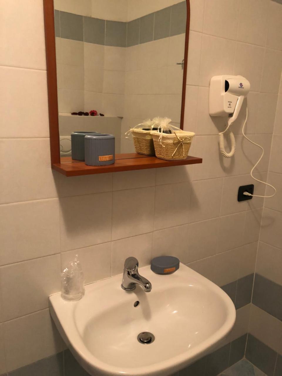 Hotel Nettuno モンテカティーニ・テルメ エクステリア 写真